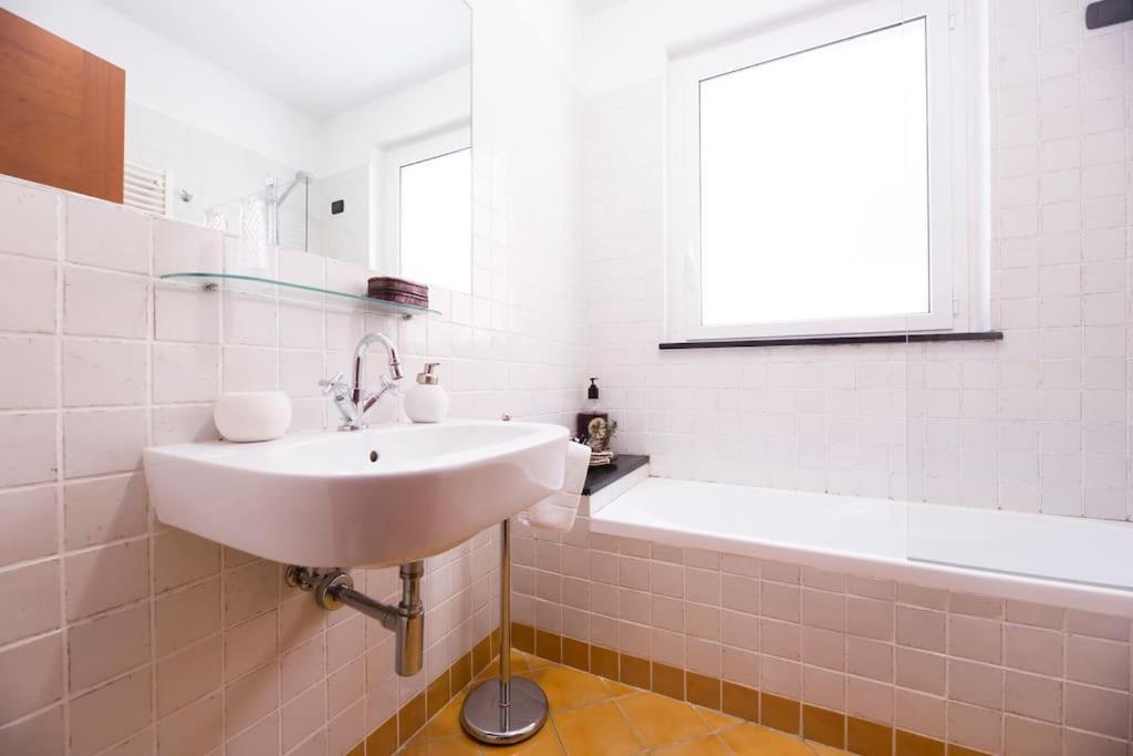 Prione'S Apartment Генуя Екстер'єр фото